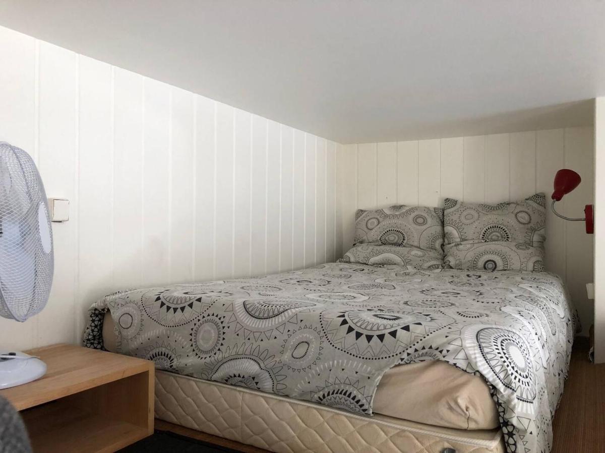 Le Noir Bois Et Blanc - Studio - Wifi - Centre Ville - Entree Autonome แก็งแปร์ ภายนอก รูปภาพ