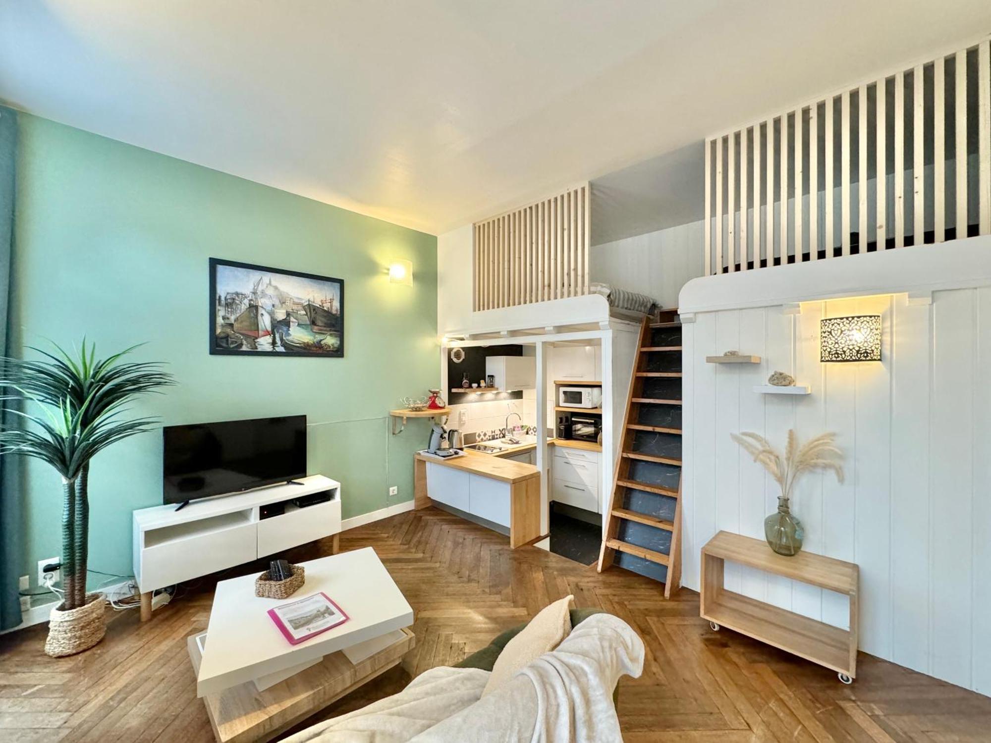 Le Noir Bois Et Blanc - Studio - Wifi - Centre Ville - Entree Autonome แก็งแปร์ ภายนอก รูปภาพ